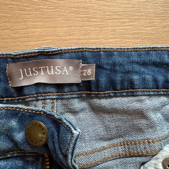 JustUSA short distressed Jean shorts - Picture 3 of 6